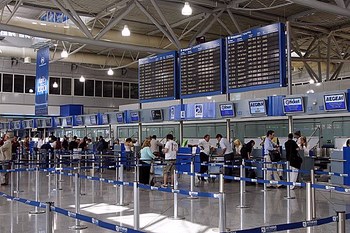 Alugar carros Atenas Aeroporto