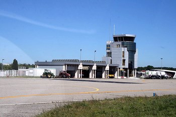 Alugar carros Avignon Aeroporto