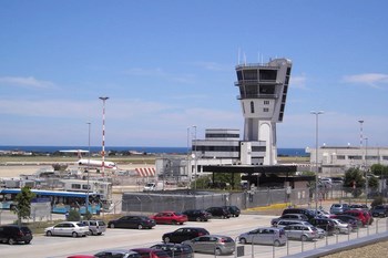 Location de voitures Bari Aéroport