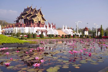 Wynajem samochodu Chiang Mai