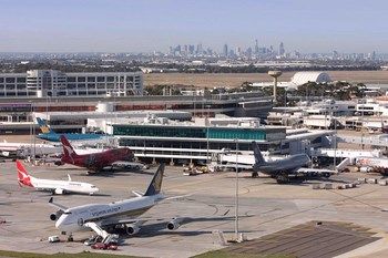Biluthyrning Melbourne Flygplats