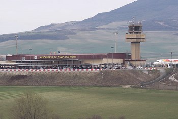 Autovuokraamo Pamplona Lentokenttä