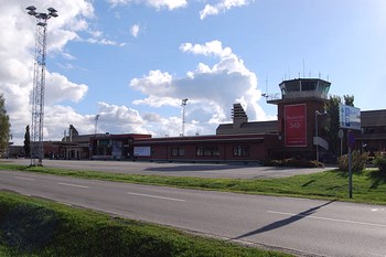 Alugar carros Umeå Aeroporto